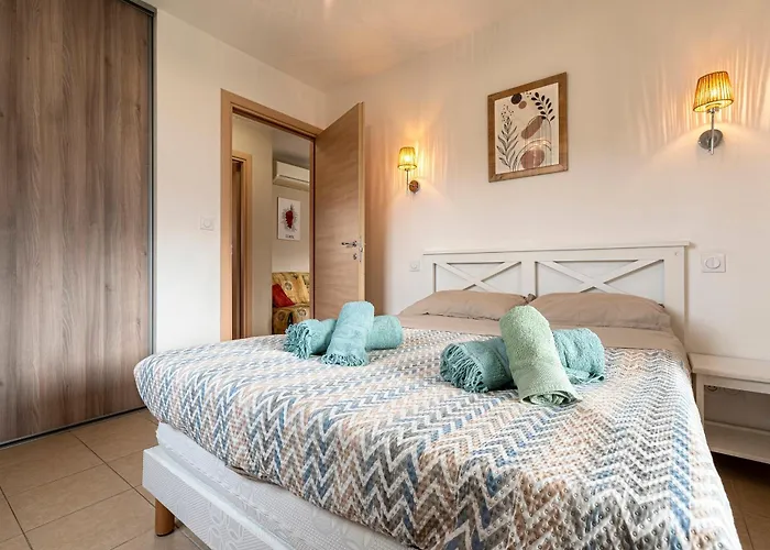Chez Erna - Proche De Saint-florent アパート *